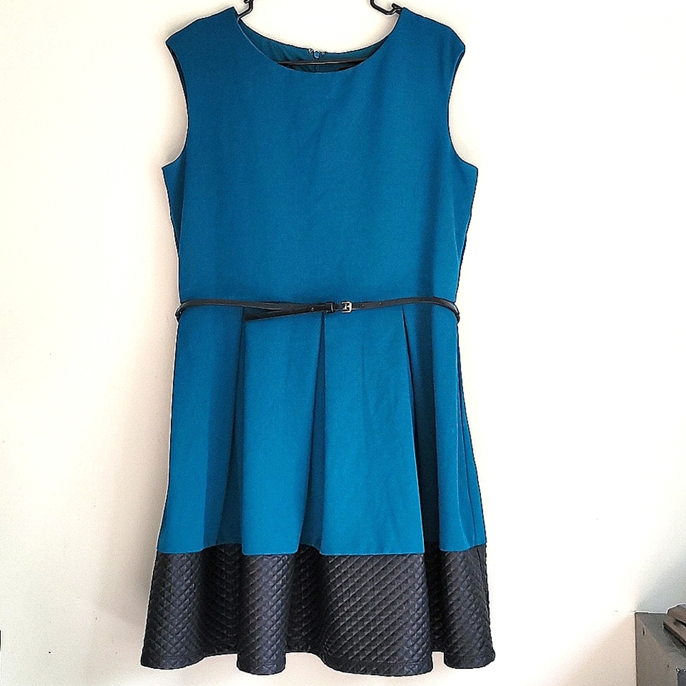 Tiana B teal dress